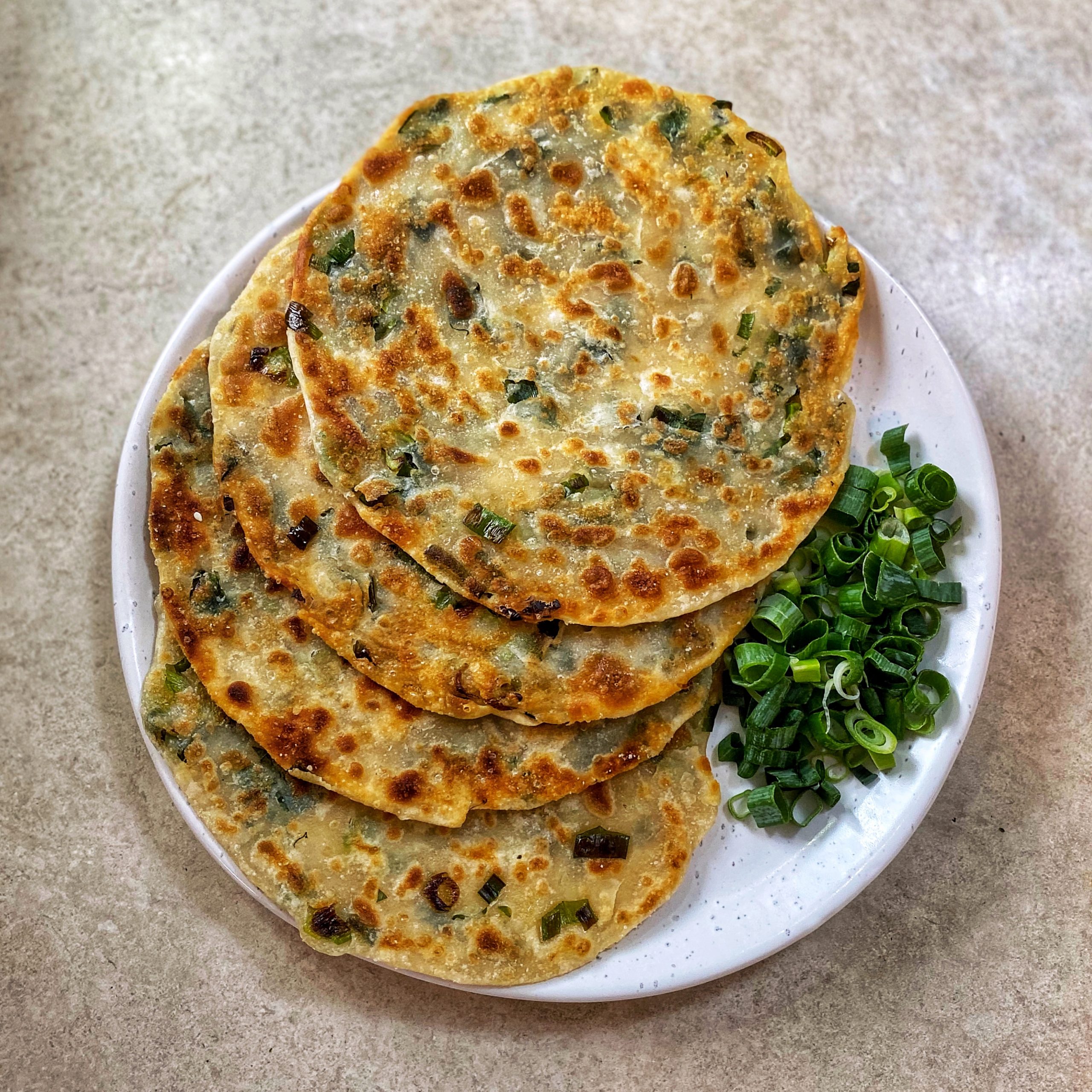 chinese-spring-onion-pancakes-run2food