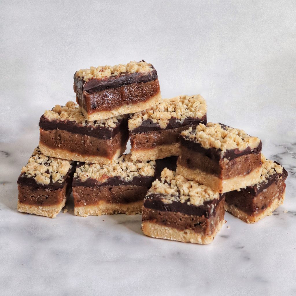 raw twix crumble slice