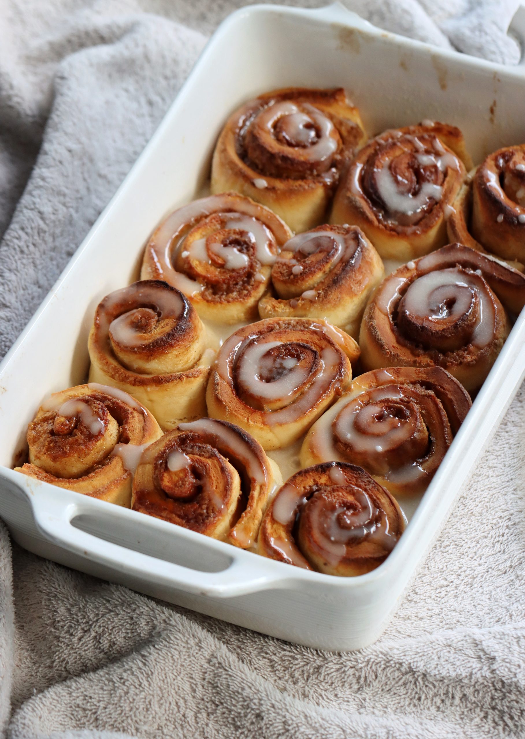 6-INGREDIENT VEGAN CINNAMON ROLLS » RUN2FOOD