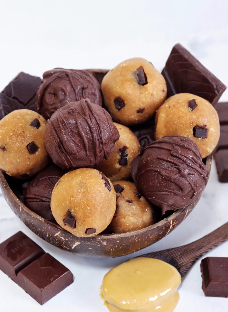 EASY CHOC CHIP COOKIE DOUGH PROTEIN TRUFFLES